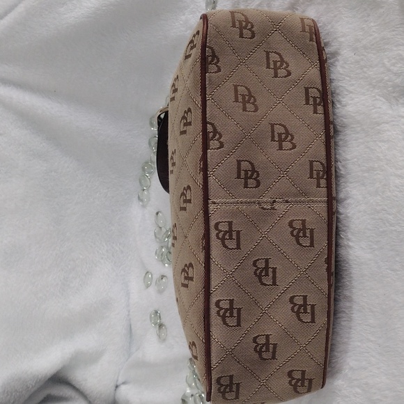 Dooney and Bourke Shoulder Bag - Picture 3 of 6